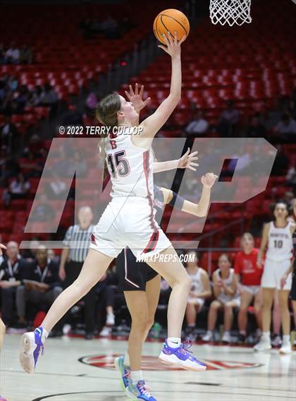 Thumbnail 2 in Viewmont vs. Bountiful (UHSAA 5A Quarterfinal) photogallery.