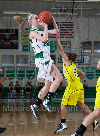 Thumbnail 2 in Triton Central vs. Morristown (Shelby County Tournament) photogallery.