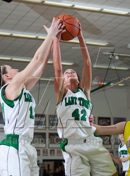 Thumbnail 2 in Triton Central vs. Morristown (Shelby County Tournament) photogallery.