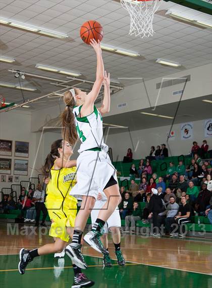 Thumbnail 2 in Triton Central vs. Morristown (Shelby County Tournament) photogallery.