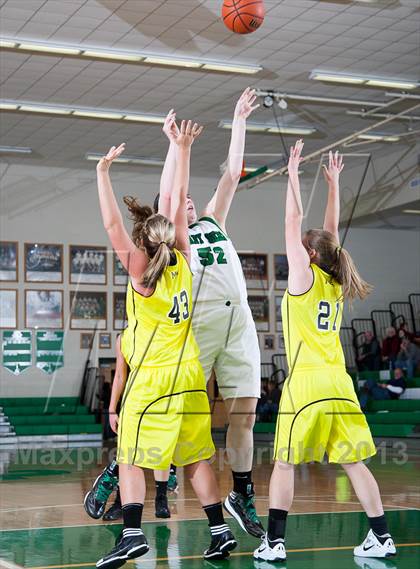 Thumbnail 3 in Triton Central vs. Morristown (Shelby County Tournament) photogallery.