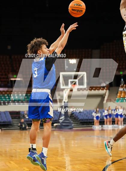 Thumbnail 1 in Fort Lupton vs Prospect Ridge Academy (CHSAA 4A Great 8) photogallery.