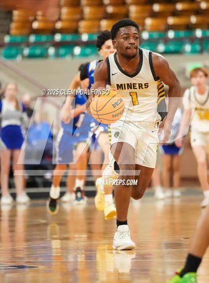 Thumbnail 3 in Fort Lupton vs Prospect Ridge Academy (CHSAA 4A Great 8) photogallery.