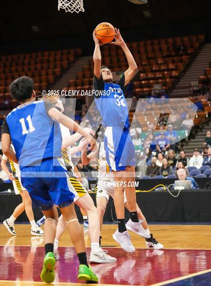 Thumbnail 3 in Fort Lupton vs Prospect Ridge Academy (CHSAA 4A Great 8) photogallery.