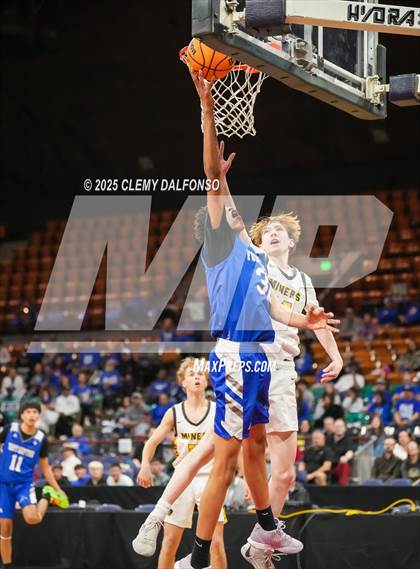 Thumbnail 2 in Fort Lupton vs Prospect Ridge Academy (CHSAA 4A Great 8) photogallery.
