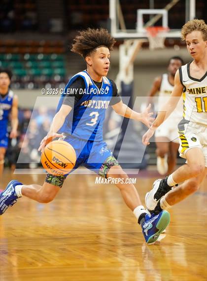Thumbnail 3 in Fort Lupton vs Prospect Ridge Academy (CHSAA 4A Great 8) photogallery.