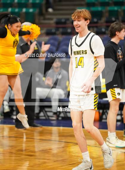 Thumbnail 1 in Fort Lupton vs Prospect Ridge Academy (CHSAA 4A Great 8) photogallery.