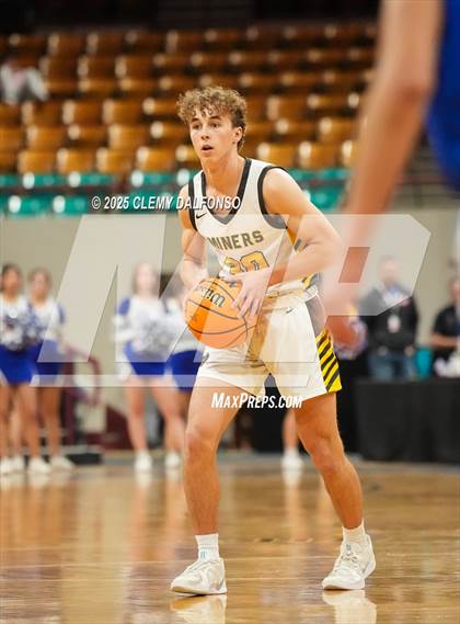 Thumbnail 2 in Fort Lupton vs Prospect Ridge Academy (CHSAA 4A Great 8) photogallery.