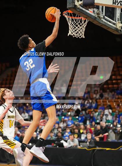 Thumbnail 2 in Fort Lupton vs Prospect Ridge Academy (CHSAA 4A Great 8) photogallery.