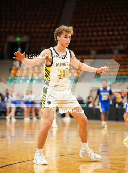 Thumbnail 1 in Fort Lupton vs Prospect Ridge Academy (CHSAA 4A Great 8) photogallery.