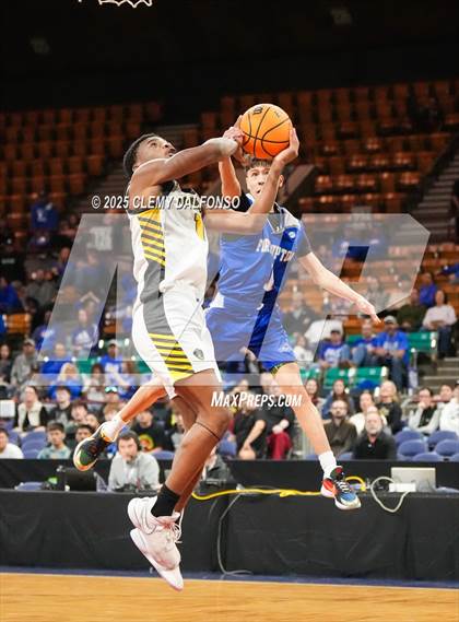 Thumbnail 2 in Fort Lupton vs Prospect Ridge Academy (CHSAA 4A Great 8) photogallery.