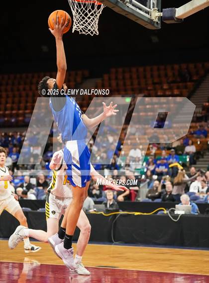 Thumbnail 3 in Fort Lupton vs Prospect Ridge Academy (CHSAA 4A Great 8) photogallery.