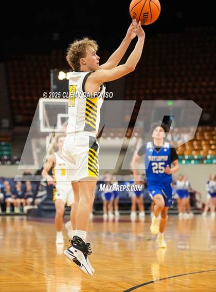 Thumbnail 1 in Fort Lupton vs Prospect Ridge Academy (CHSAA 4A Great 8) photogallery.