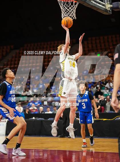 Thumbnail 1 in Fort Lupton vs Prospect Ridge Academy (CHSAA 4A Great 8) photogallery.