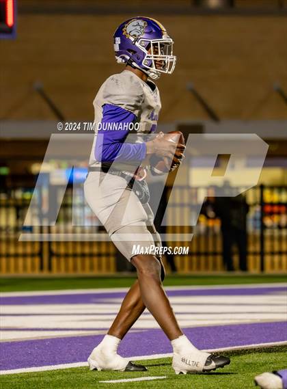 Thumbnail 3 in Marlin vs Ganado (UIL 2A D1 Football Region 4 Quarterfinal) photogallery.