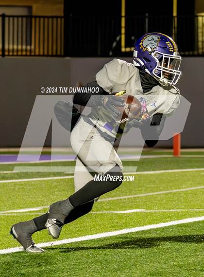 Thumbnail 3 in Marlin vs Ganado (UIL 2A D1 Football Region 4 Quarterfinal) photogallery.