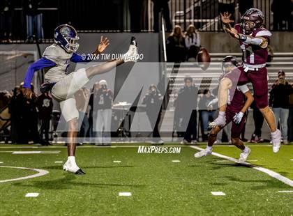 Thumbnail 1 in Marlin vs Ganado (UIL 2A D1 Football Region 4 Quarterfinal) photogallery.