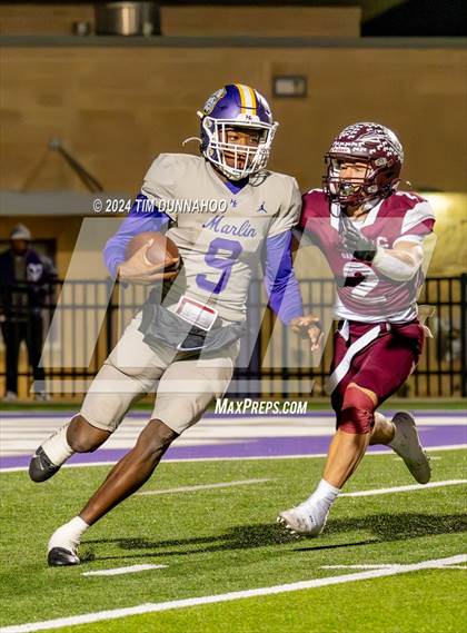 Thumbnail 1 in Marlin vs Ganado (UIL 2A D1 Football Region 4 Quarterfinal) photogallery.