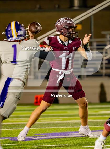 Thumbnail 1 in Marlin vs Ganado (UIL 2A D1 Football Region 4 Quarterfinal) photogallery.
