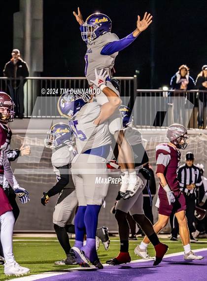 Thumbnail 2 in Marlin vs Ganado (UIL 2A D1 Football Region 4 Quarterfinal) photogallery.