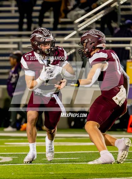 Thumbnail 1 in Marlin vs Ganado (UIL 2A D1 Football Region 4 Quarterfinal) photogallery.
