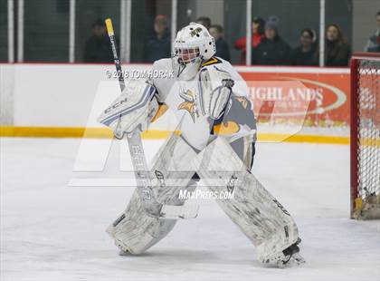 Thumbnail 3 in Vernon vs. High Point/Wallkill Valley photogallery.