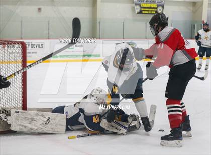 Thumbnail 1 in Vernon vs. High Point/Wallkill Valley photogallery.