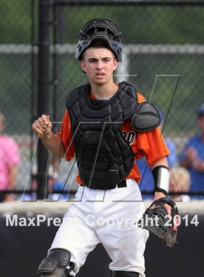 Thumbnail 2 in Waterloo vs Columbia  (IHSA Regional Semifinal Playoff) photogallery.