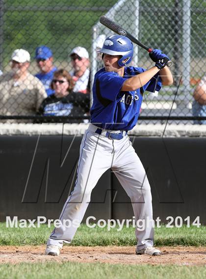 Thumbnail 3 in Waterloo vs Columbia  (IHSA Regional Semifinal Playoff) photogallery.