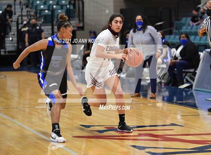 Thumbnail 3 in Cinco Ranch vs. Cypress Creek (UIL 6A Area Playoff) photogallery.