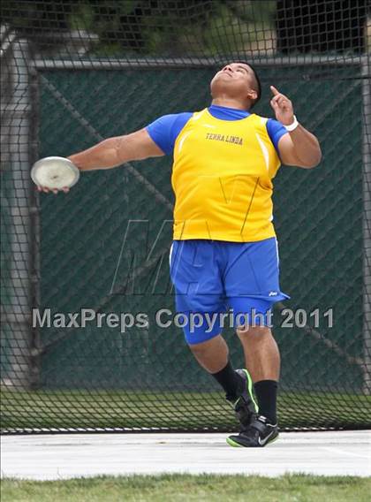 Thumbnail 2 in CIF State Track & Field Championships (Boys Discus) photogallery.