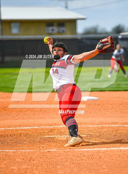 Thumbnail 3 in Brazos vs Boling photogallery.