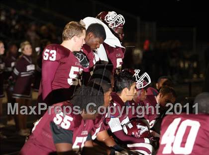 Thumbnail 2 in Gilmer vs. Atlanta (3A Region2 Bi-District Playoff) photogallery.