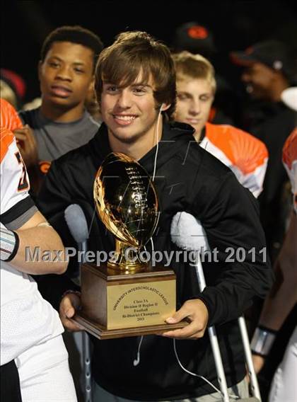 Thumbnail 3 in Gilmer vs. Atlanta (3A Region2 Bi-District Playoff) photogallery.