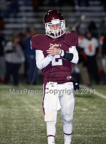 Thumbnail 2 in Gilmer vs. Atlanta (3A Region2 Bi-District Playoff) photogallery.