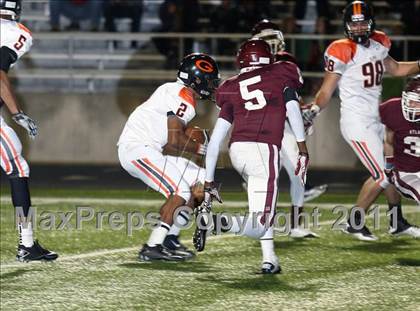 Thumbnail 2 in Gilmer vs. Atlanta (3A Region2 Bi-District Playoff) photogallery.