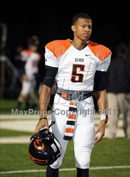 Thumbnail 3 in Gilmer vs. Atlanta (3A Region2 Bi-District Playoff) photogallery.