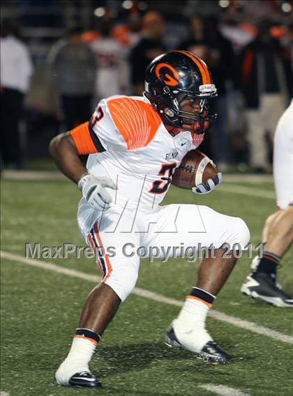Thumbnail 2 in Gilmer vs. Atlanta (3A Region2 Bi-District Playoff) photogallery.