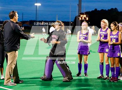 Thumbnail 3 in Menchville vs Gloucester (VHSL Class 5 Regional Final) photogallery.