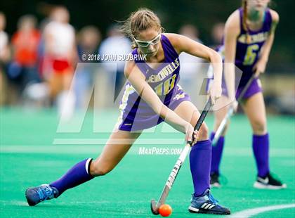 Thumbnail 2 in Menchville vs Gloucester (VHSL Class 5 Regional Final) photogallery.