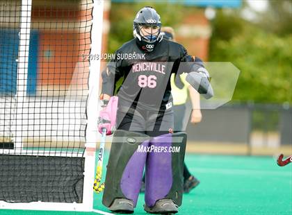 Thumbnail 3 in Menchville vs Gloucester (VHSL Class 5 Regional Final) photogallery.