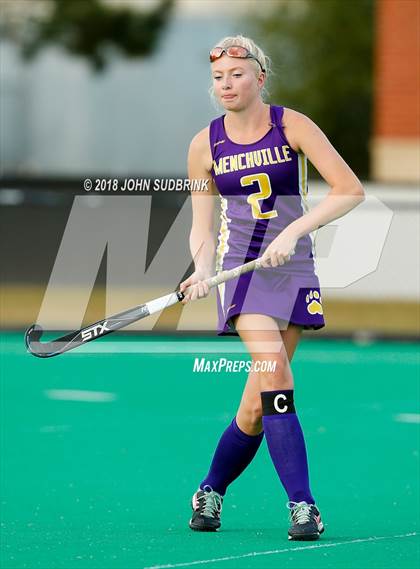 Thumbnail 3 in Menchville vs Gloucester (VHSL Class 5 Regional Final) photogallery.
