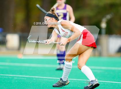 Thumbnail 2 in Menchville vs Gloucester (VHSL Class 5 Regional Final) photogallery.