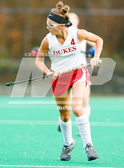 Thumbnail 2 in Menchville vs Gloucester (VHSL Class 5 Regional Final) photogallery.