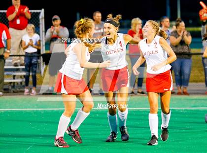 Thumbnail 2 in Menchville vs Gloucester (VHSL Class 5 Regional Final) photogallery.