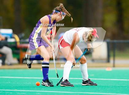 Thumbnail 3 in Menchville vs Gloucester (VHSL Class 5 Regional Final) photogallery.