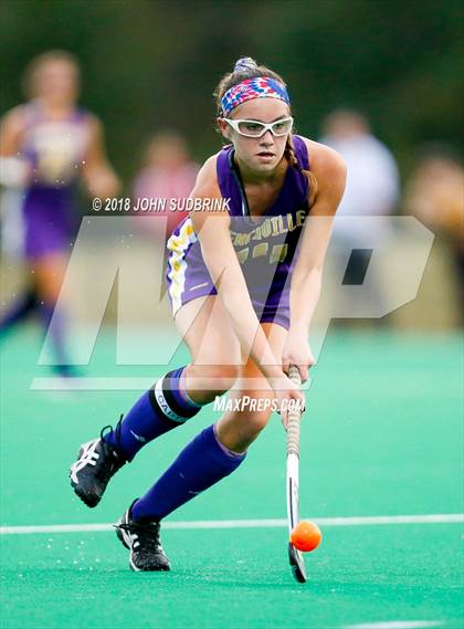 Thumbnail 3 in Menchville vs Gloucester (VHSL Class 5 Regional Final) photogallery.