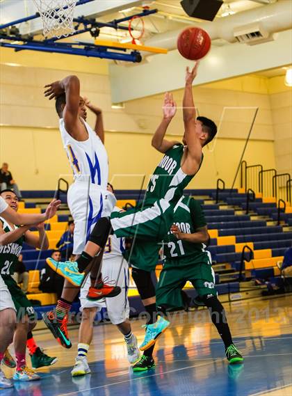 Thumbnail 3 in Santa Clara vs. Westmoor photogallery.