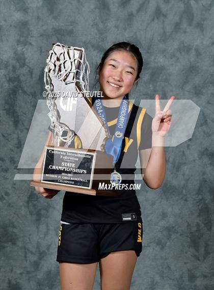 Thumbnail 1 in Whitney (CIF State D4 Awards) photogallery.