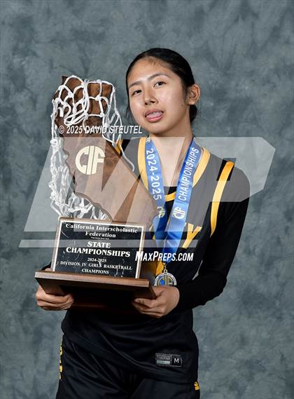 Thumbnail 2 in Whitney (CIF State D4 Awards) photogallery.